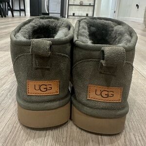 Olive green ultra mini uggs